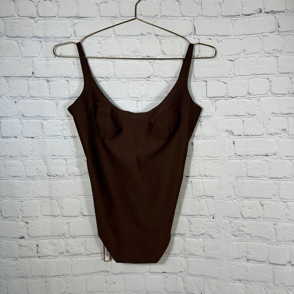 NEW SKIMS Body Scoop Low Back Thong Bodysuit Cocoa Brown BD-THG-11443W Medium